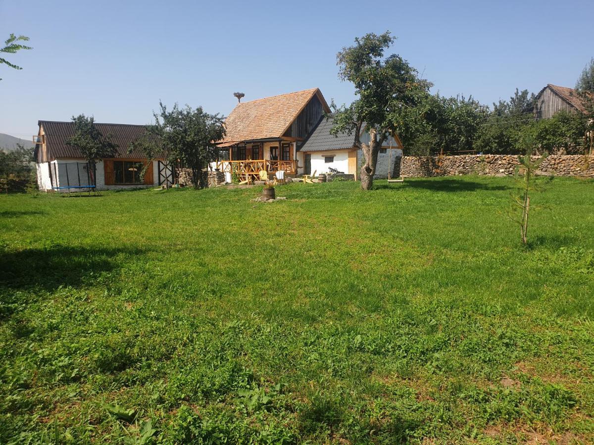 Hnameni Bovadzor Lodge Exterior photo
