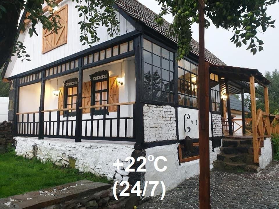 Hnameni Bovadzor Lodge Exterior photo